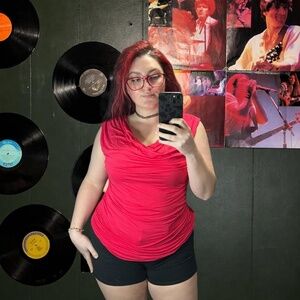Y2K hot pink ruched sides tank top, very comfy and stretchy.